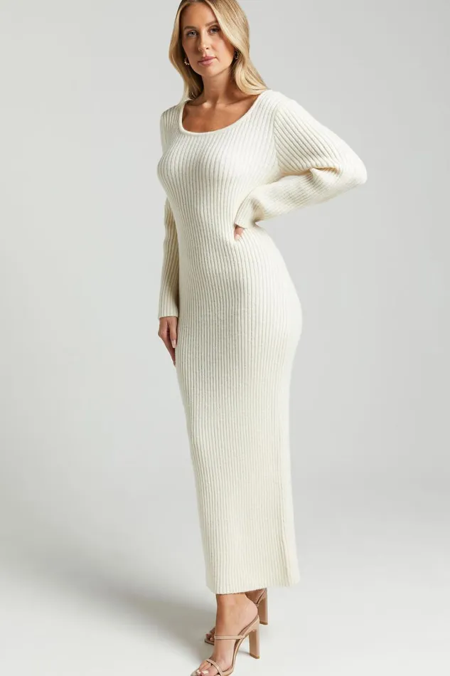 Nina Knitted Maxi Dress 8211 Scoop Neck Knitted Maxi Dress In Beige Women Showpo Maternity Clothes