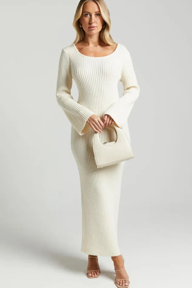 Nina Knitted Maxi Dress 8211 Scoop Neck Knitted Maxi Dress In Beige Women Showpo Maternity Clothes