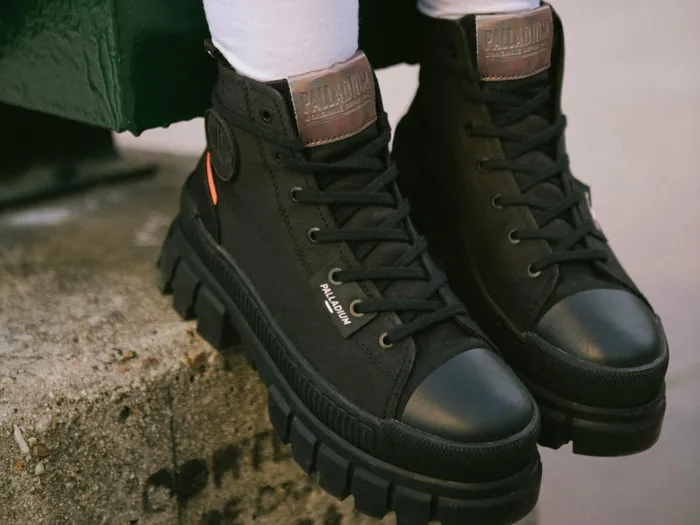 Palladium Revolt Hi Tx Blackblack Women Boots