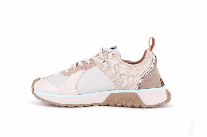 Palladium Troop Runner Ivory Creammoonbean Kids Sneakers