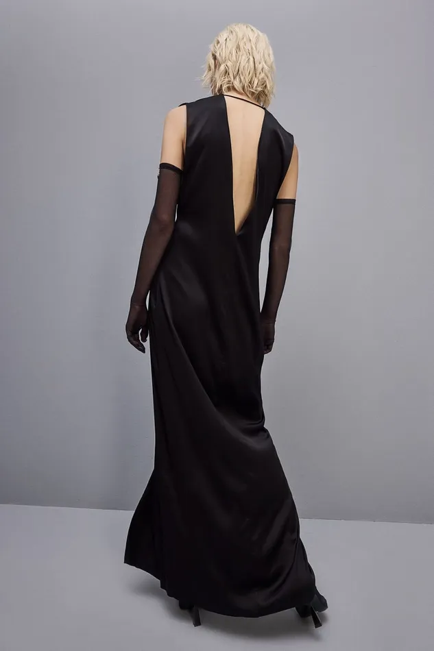 Patrizia Pepe Long Dress In Certified Viscose Black Nero Apparel Long