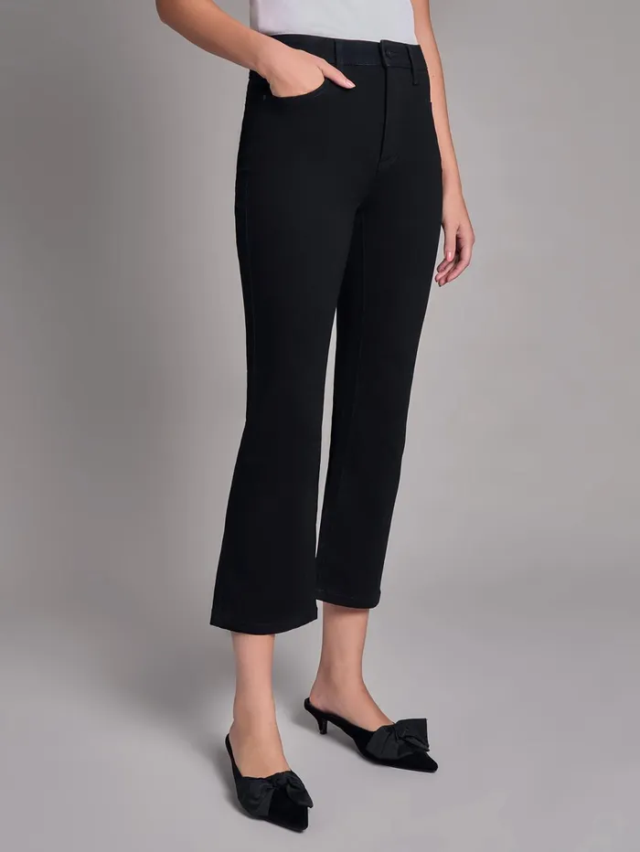 Petite High Rise Cropped Kick Flare Jeans Women Jones New York Petite Denim Petite High Rise Cropped Kick Flare Jeans Women Jones New York Petite Denim