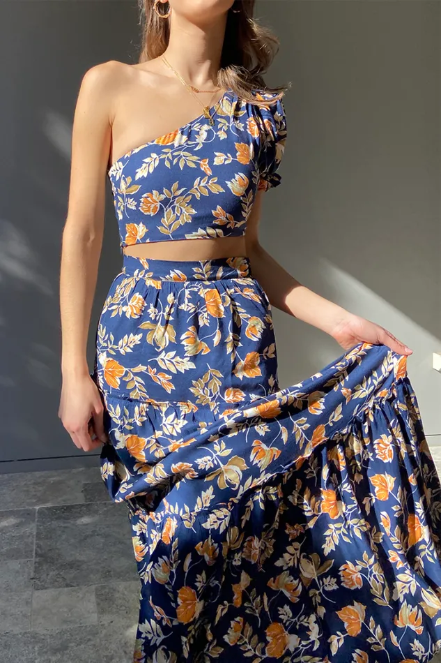 Runaway The Label Crops Elena One Shoulder Top Navy Floral 8211 Women Runaway The Label Crops Elena One Shoulder Top Navy Floral 8211 Women