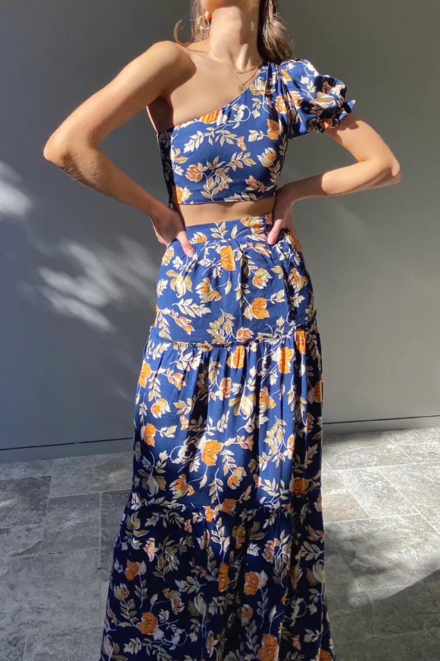 Runaway The Label Crops Elena One Shoulder Top Navy Floral 8211 Women Runaway The Label Crops Elena One Shoulder Top Navy Floral 8211 Women