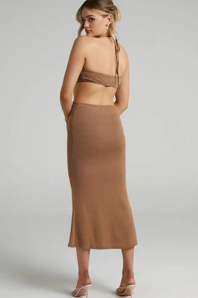 Saskia Midi Dress 8211 Side Cut Out Dress In Chocolate Women Showpo Dresses