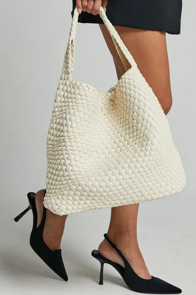 Seoul Bag 8211 Quilted Tote Bag In Cream Women Showpo Bags
