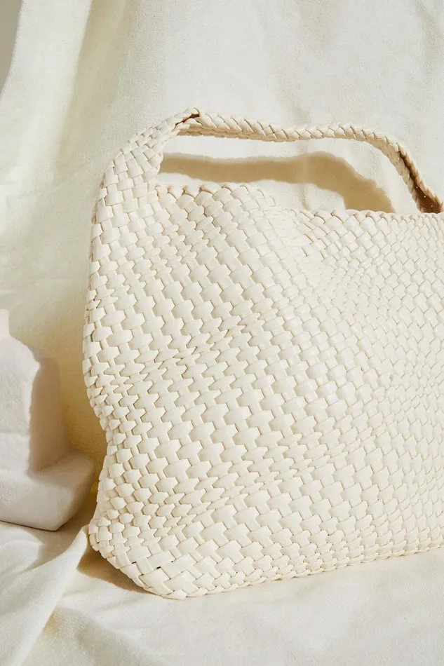 Seoul Bag 8211 Quilted Tote Bag In Cream Women Showpo Bags