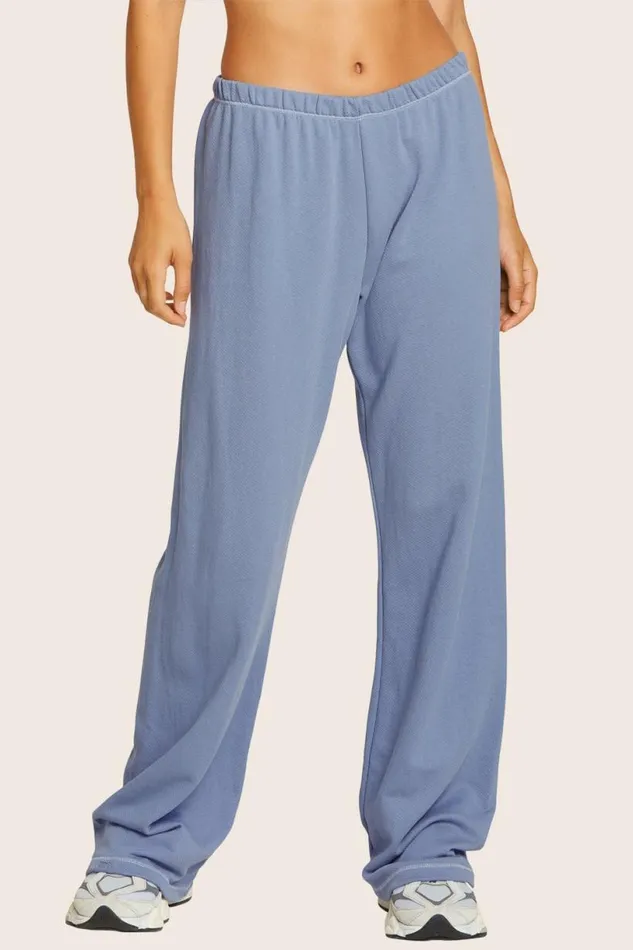 SET ACTIVE Bottoms LIGHTWEIGHT SWEATS CLASSIC STRAIGHT LEG SWEATPANTS 8211 CRUISE 8211 Women