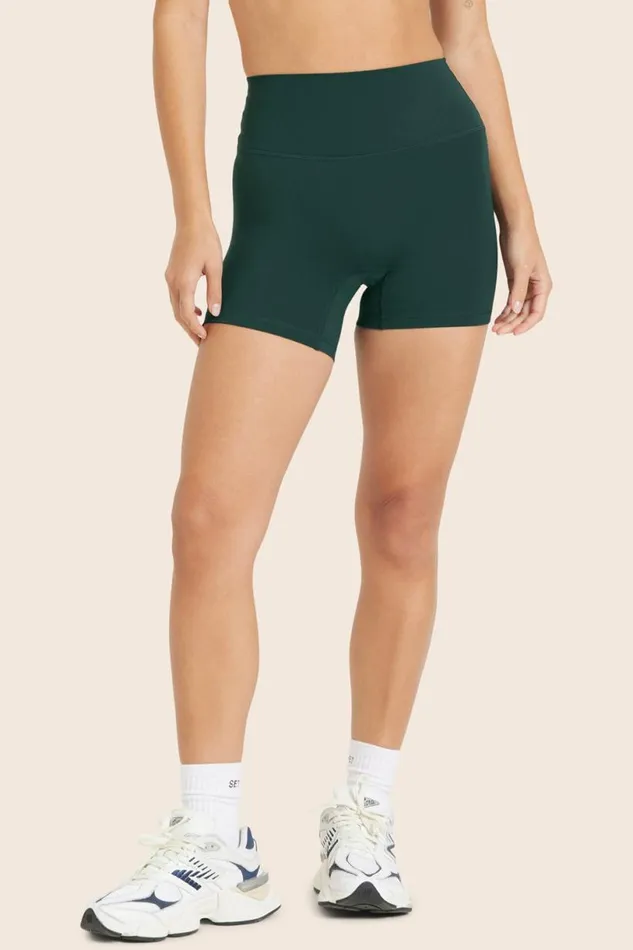 SET ACTIVE Bottoms SPORTBODY SPORTY SHORTS 8211 IVY 8211 Women