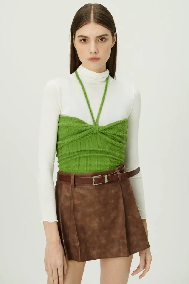 Storets Isabella Front Knot Knitted Top Women Crop Tops