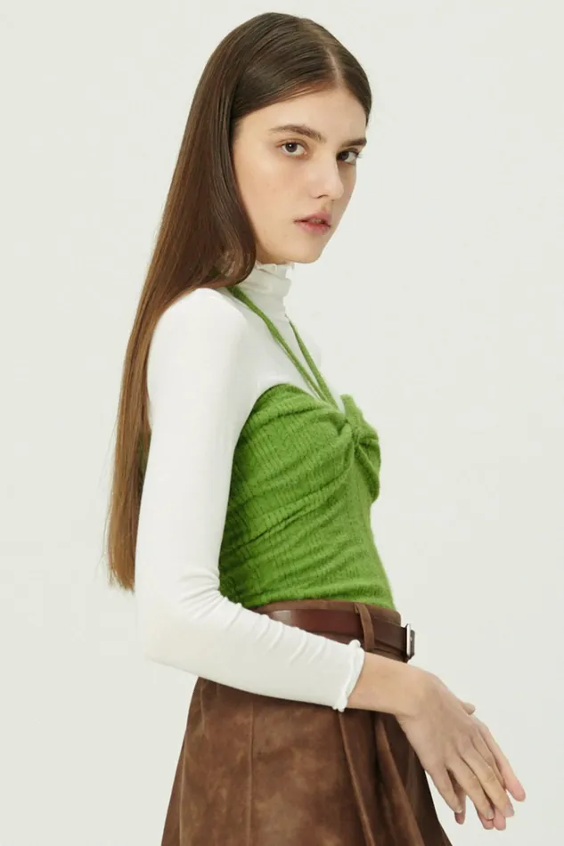 Storets Isabella Front Knot Knitted Top Women Crop Tops