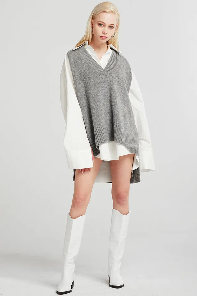 Storets Lyla Oversized Knit Vest Women Sweaters and Knitwears