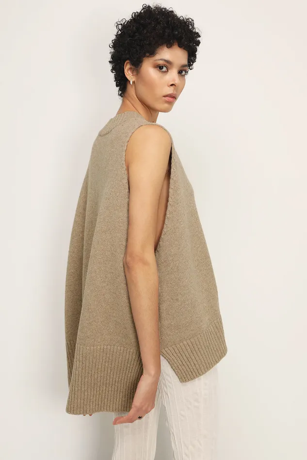 Storets Lyla Oversized Knit Vest Women Sweaters and Knitwears