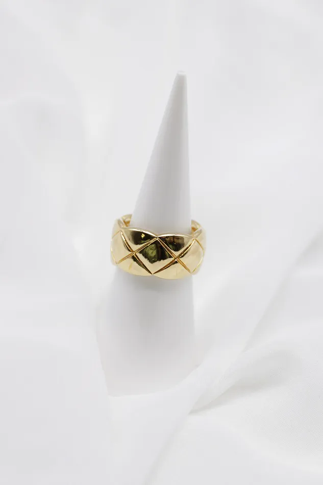 Storets Quilted Statement Ring Women Jewelry