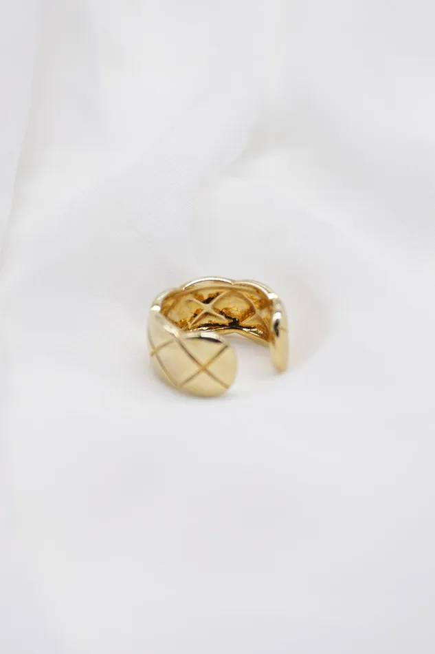 Storets Quilted Statement Ring Women Jewelry