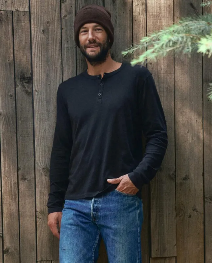 Tshirts Men039s The Great The Men039s Slim Henley Almost Black