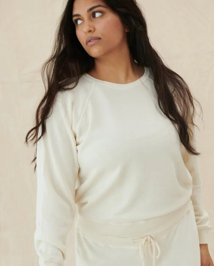 Tops Women039s The Great The Shrunken Sweatshirt Washed White