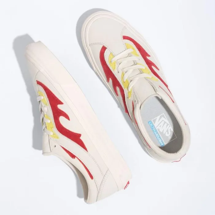 Vans Flamethrower Bold NI FT Antique WhiteRed MensWomens Classics Shoes Vans Flamethrower Bold NI FT Antique WhiteRed MensWomens Classics Shoes
