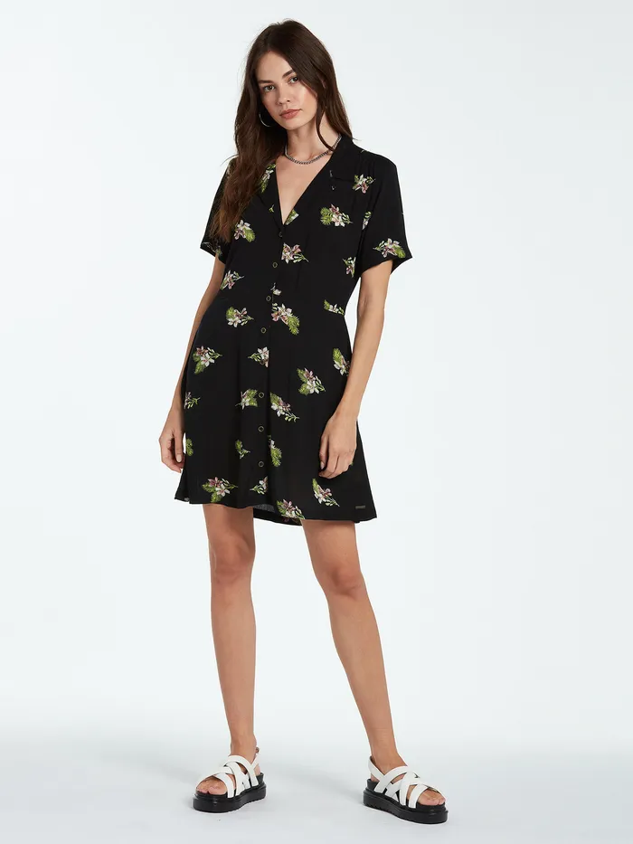 Volcom Dresses Stormy Tropix Short Sleeve Dress 8211 Black Black 8211 Womens