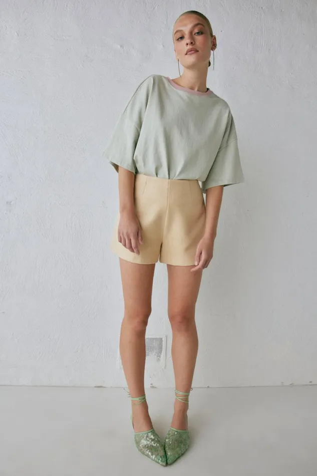 VRG GRL Nada Shorts Butter Women Sets