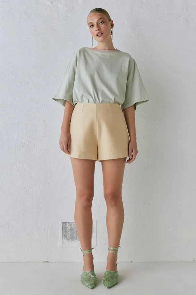 VRG GRL Nada Shorts Butter Women Sets