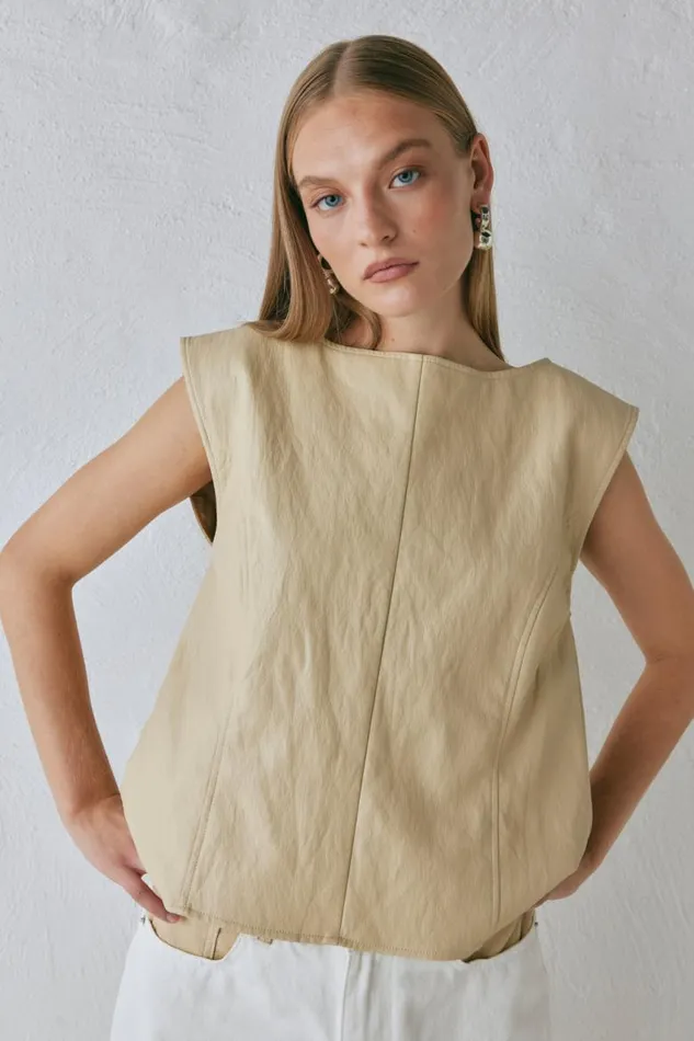 VRG GRL Sutton Vest Butter Women Vests