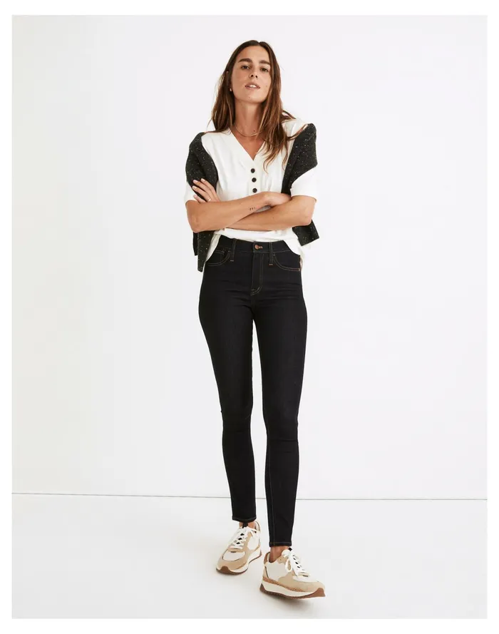 Women 9034 Mid Rise Roadtripper Supersoft Skinny Jeans In Castell Wash Castell Wash Madewell Jeans