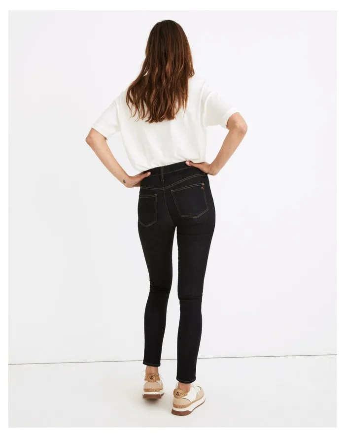 Women 9034 Mid Rise Roadtripper Supersoft Skinny Jeans In Castell Wash Castell Wash Madewell Jeans Women 9034 Mid Rise Roadtripper Supersoft Skinny Jeans In Castell Wash Castell Wash Madewell Jeans