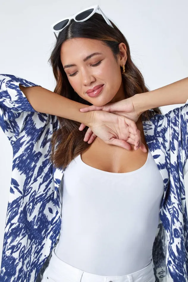 Women Abstract Print Stretch Jersey Kimono Roman Tops