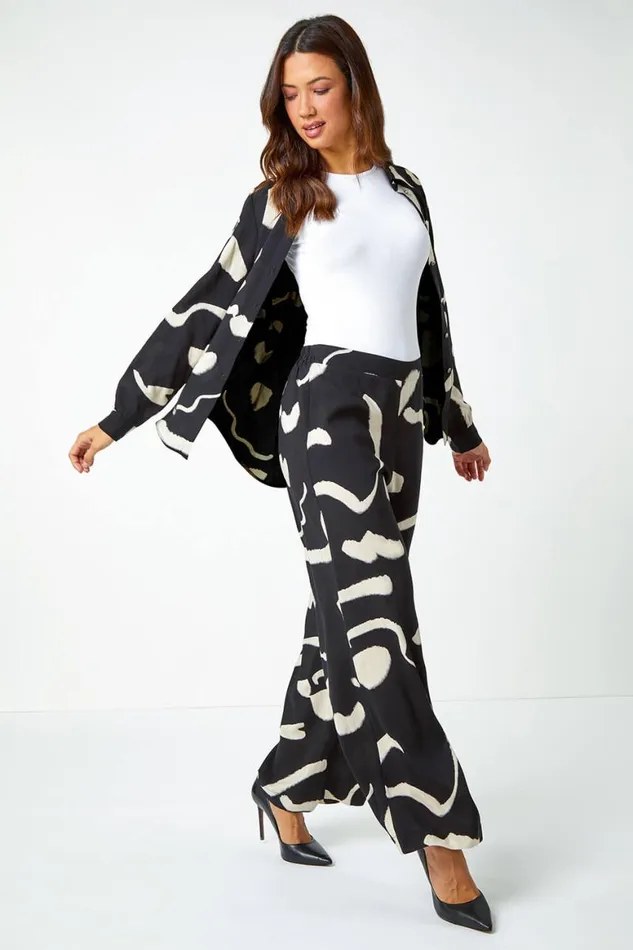 Women Black Abstract Print Longline Shirt Roman Tops