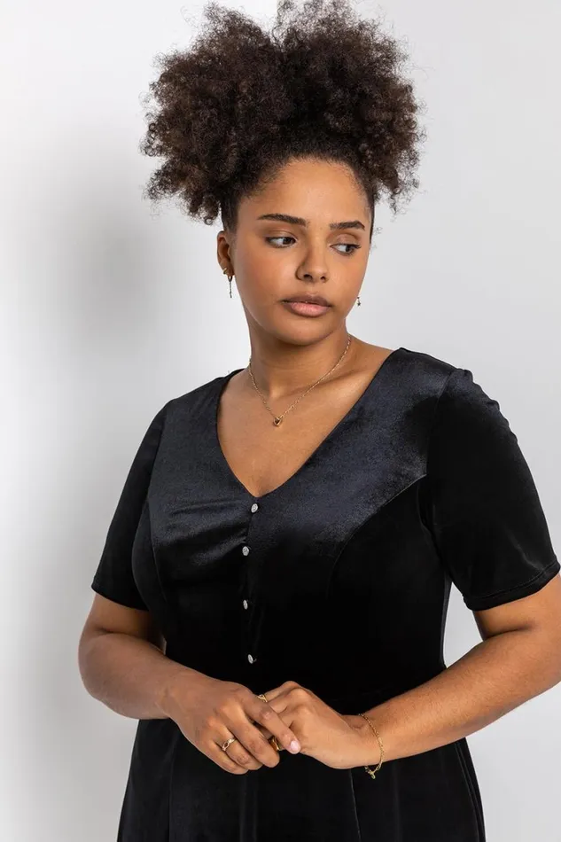 Women Black Curve Diamante Button Velvet Dress Roman Dresses