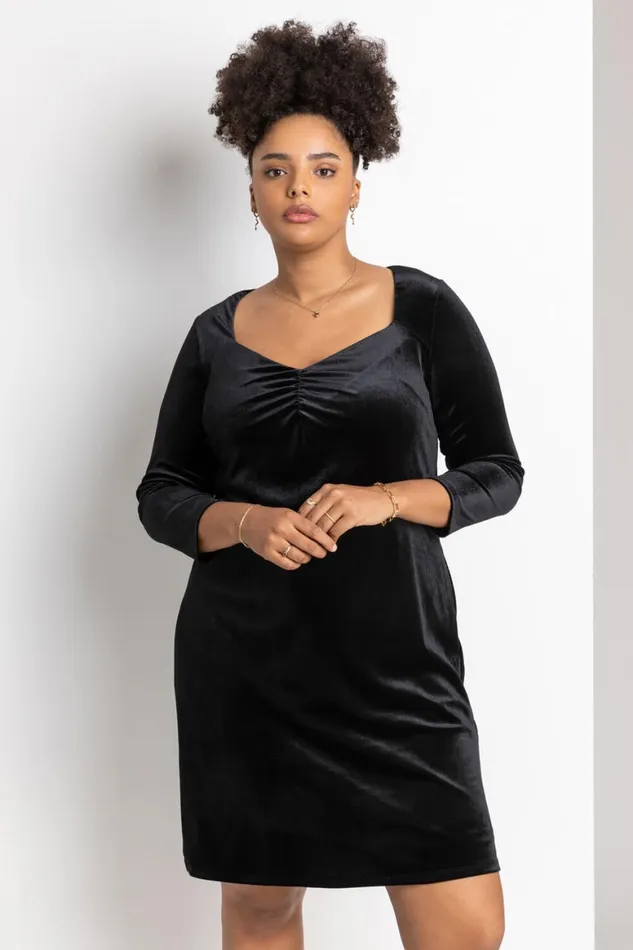 Women Black Curve Sweetheart Neck Velvet Dress Roman Dresses