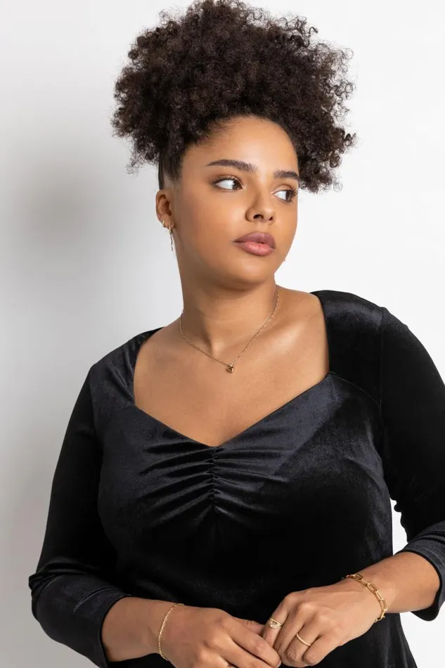 Women Black Curve Sweetheart Neck Velvet Dress Roman Dresses