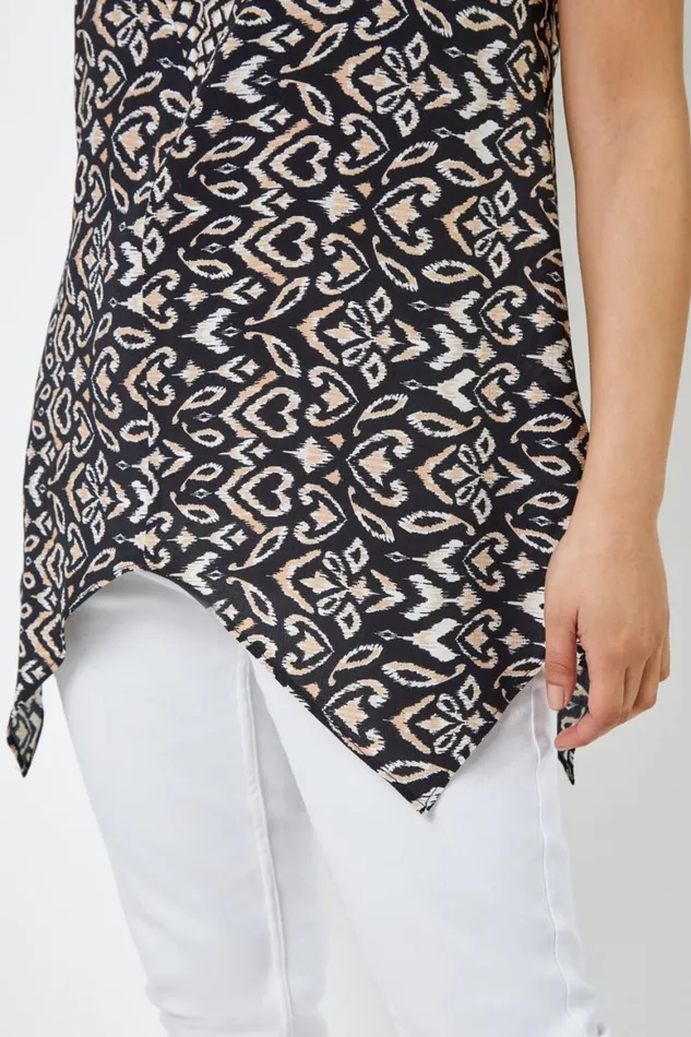 Women Black Petite Abstract Print VNeck Hanky Hem Top Roman Tops