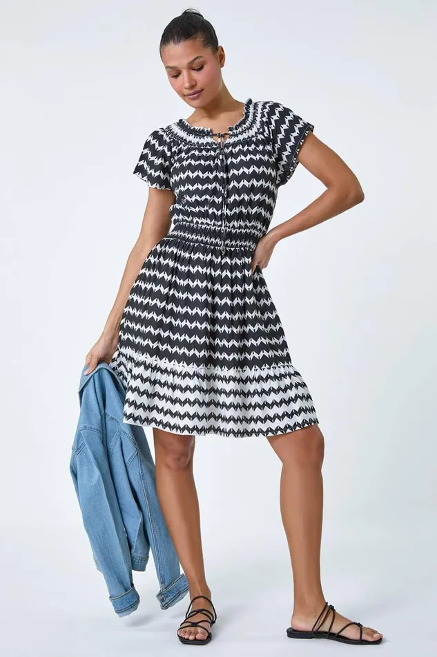 Women Black Zig Zag Border Print Shirred Dress Roman Dresses