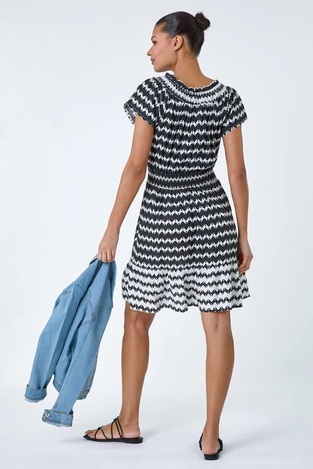 Women Black Zig Zag Border Print Shirred Dress Roman Dresses