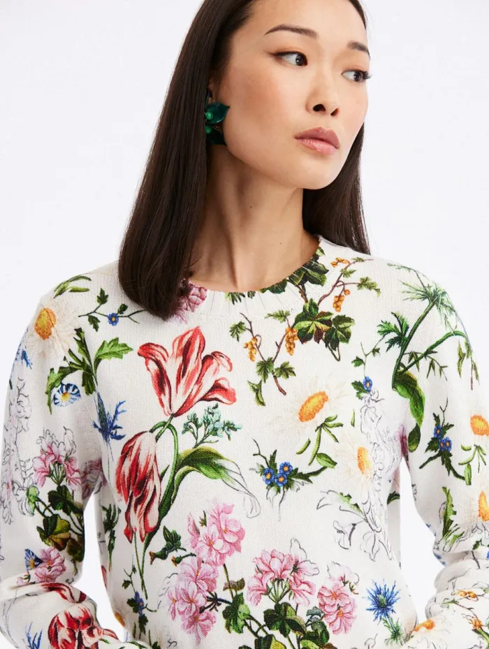 Women Blouses and Knits Oscar De La Renta Sketched Floral Printed Pullover White Multi Women Blouses and Knits Oscar De La Renta Sketched Floral Printed Pullover White Multi