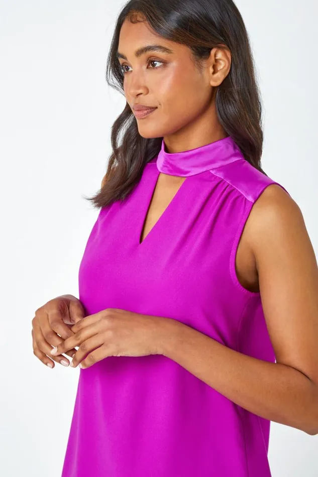 Women Fuchsia Satin Contrast Keyhole Halterneck Top Roman Tops