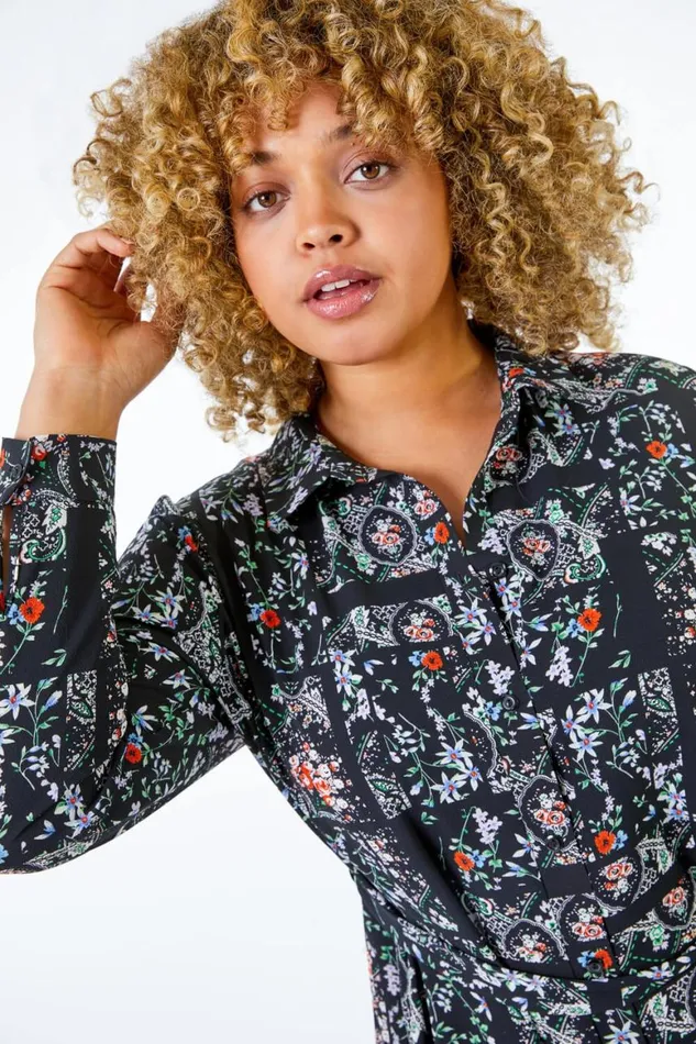 Women Green Curve Ditsy Print Hanky Hem Shirt Dress Roman Dresses