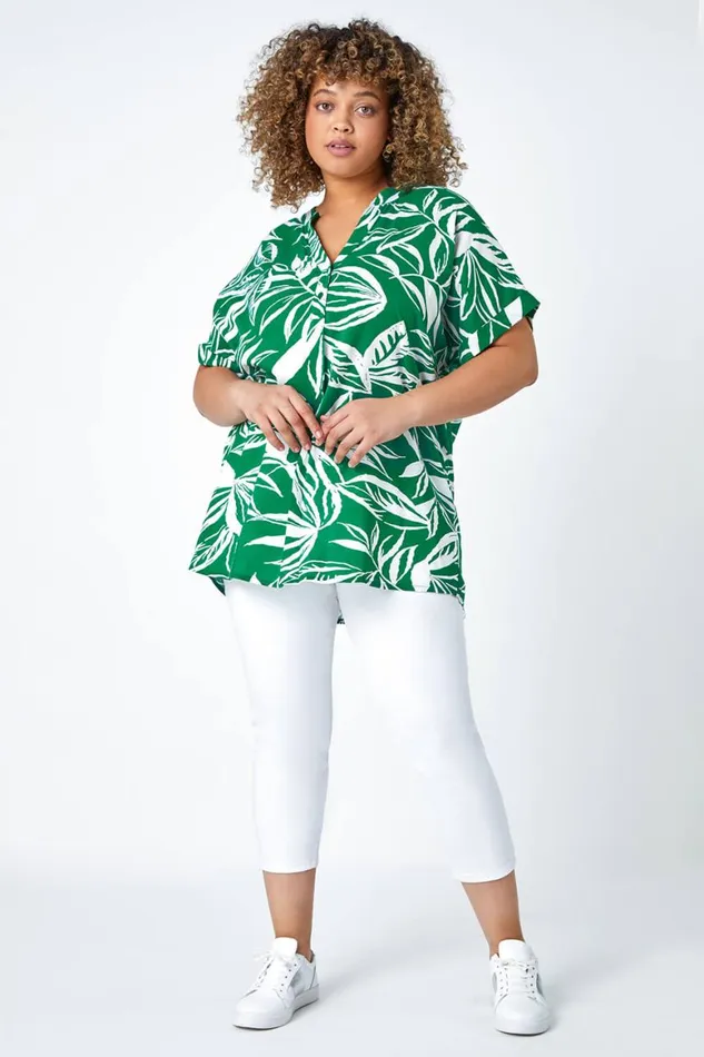 Women Green Curve Leaf Print Notch Neck Top Roman Tops