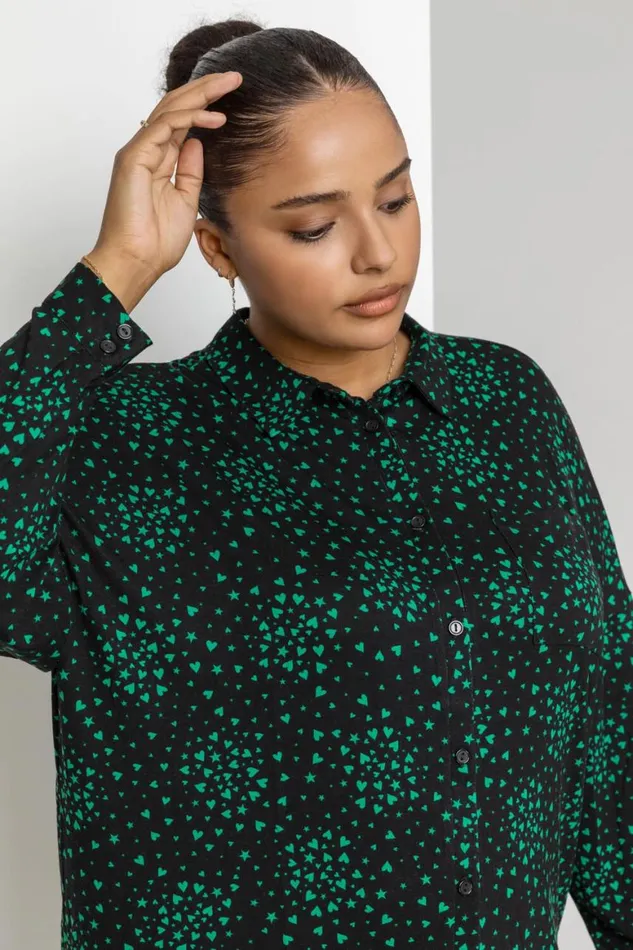 Women Green Curve Star Heart Print Oversized Shirt Roman Tops