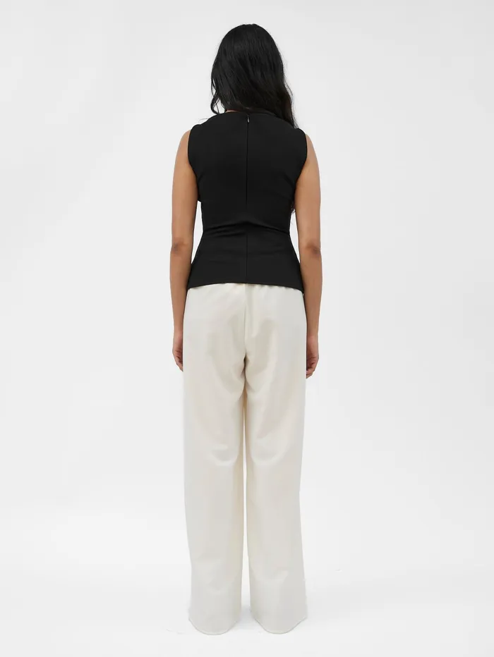Women Harris Tapper 8211 Bea Top In Black The UNDONE Tops