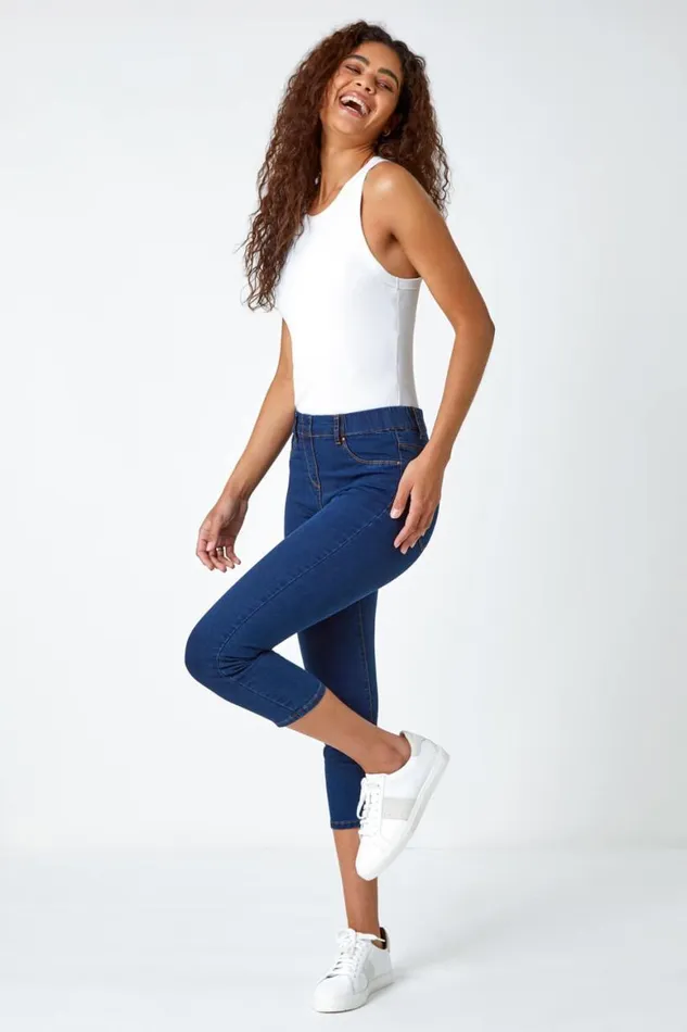 Women Indigo Elastic Waist Cropped Denim Jegging Roman Coords