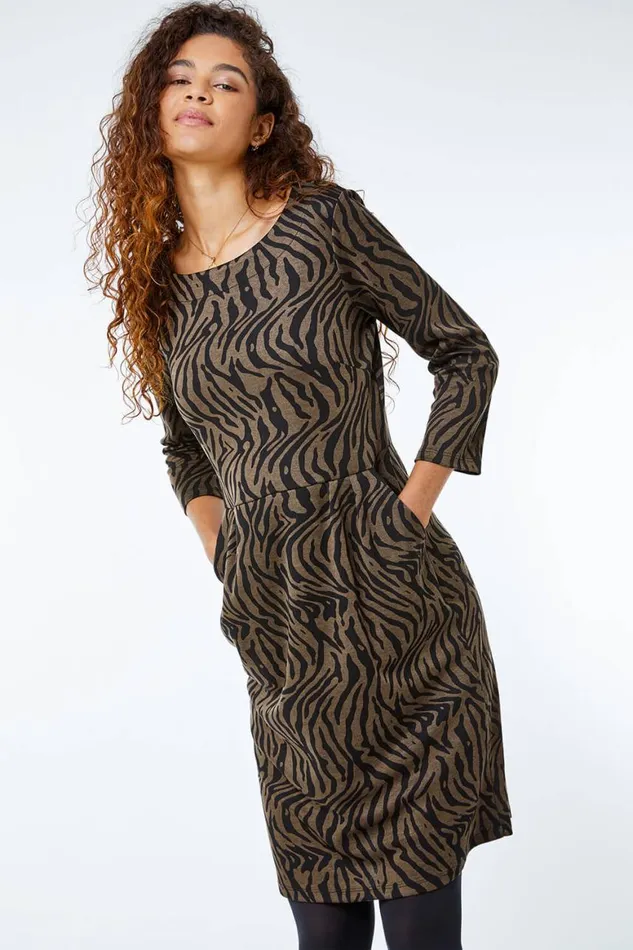 Women Khaki Tiger Print Pocket Shift Dress Roman Dresses