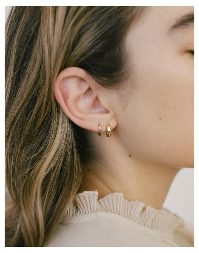 Women Kinn 14k Gold Mini Huggie Hoop Earrings Gold Madewell 14K GoldPlated Women Kinn 14k Gold Mini Huggie Hoop Earrings Gold Madewell 14K GoldPlated