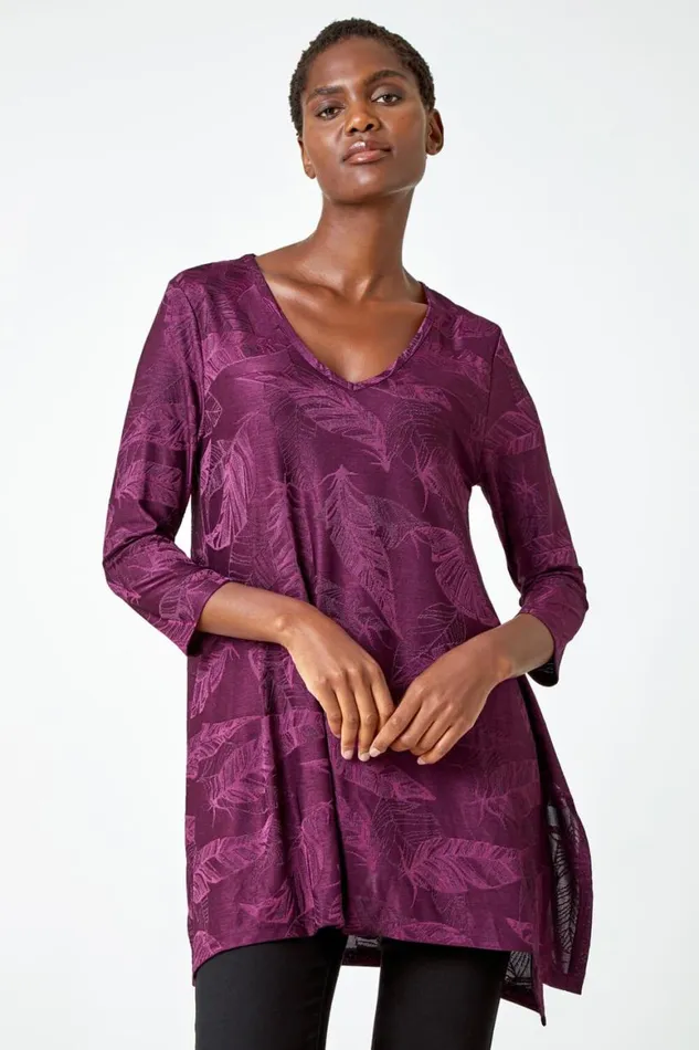Women Magenta Textured Leaf Print VNeck Tunic Stretch Top Roman Tops