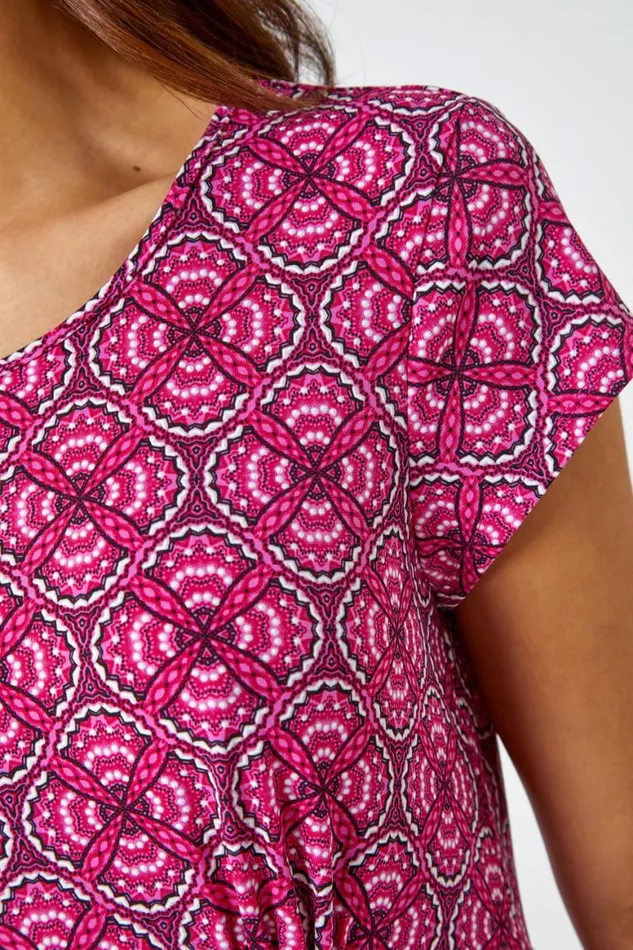 Women Pink Geo Print Textured Stretch Dress Roman Dresses