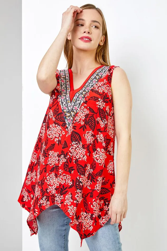 Women Red Petite Floral Print VNeck Hanky Hem Top Roman Tops