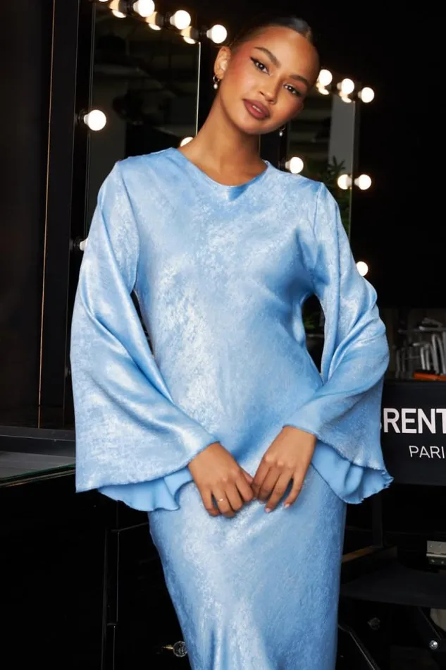 Women Robe Longue Bleu Ciel Satine Et Paillete Bleuclair Brentiny Paris Ceremonial Outfits Women Robe Longue Bleu Ciel Satine Et Paillete Bleuclair Brentiny Paris Ceremonial Outfits