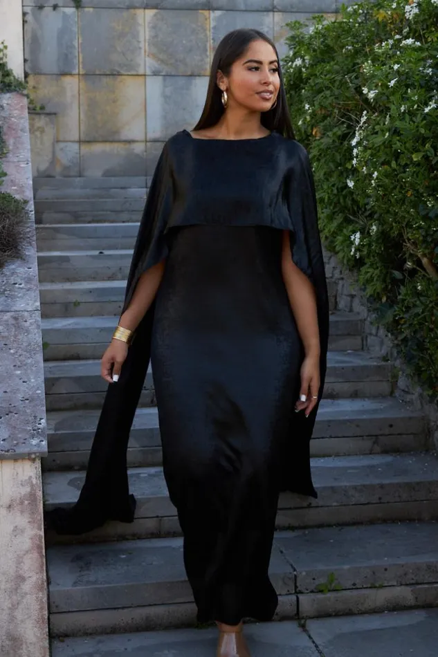 Women Robe Noire Ample Paillete Empicement Voile Manches Courtes Black Brentiny Paris Ceremonial Outfits Women Robe Noire Ample Paillete Empicement Voile Manches Courtes Black Brentiny Paris Ceremonial Outfits